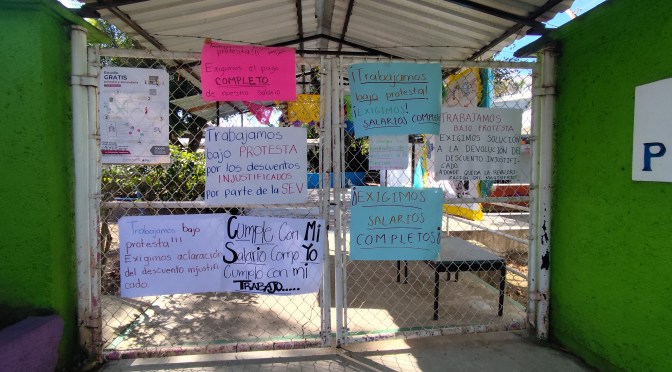 DOCENTES PROTESTAN POR DESCUENTOS INJUSTIFICADOS EN SUS SALARIOS