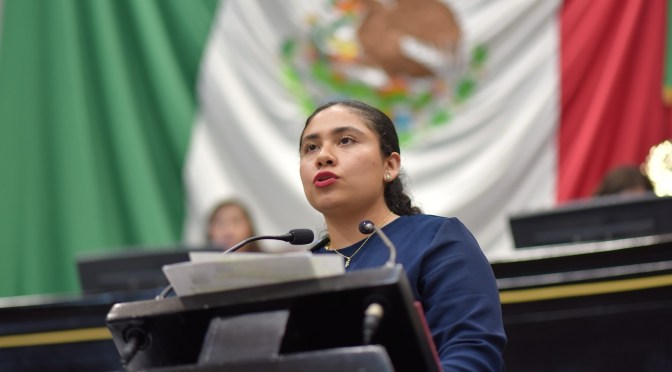 Plantean cambios a la Ley de Educación para garantizar libre elección de uniforme