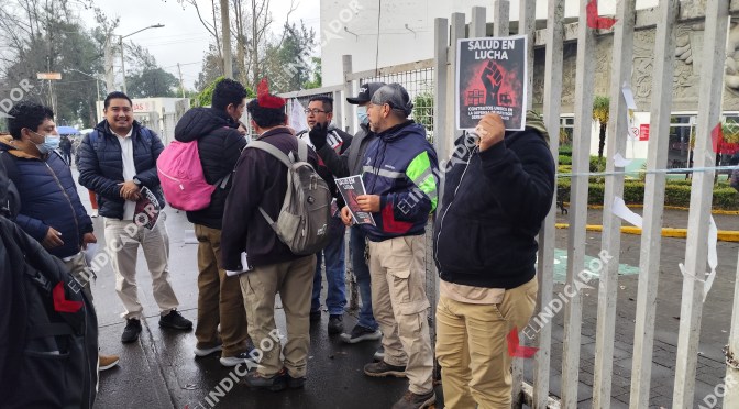 Trabajadores de contrato del CAE “Dr. Rafael Lucio” se manifiestan por falta de pago del salario mínimo y retroactivo