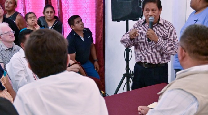 Ayuntamiento de San Andrés Tuxtla en permanente comunicación con comercio del mercado 5 de febrero&nbsp;