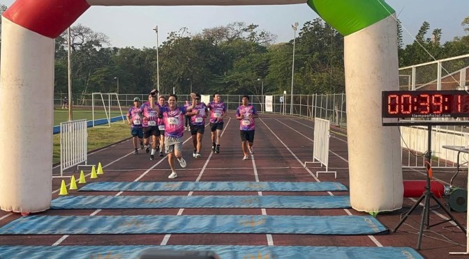 Primera edición de la carrera ‘Corre con ellas y x ellas’ en San Andrés Tuxtla