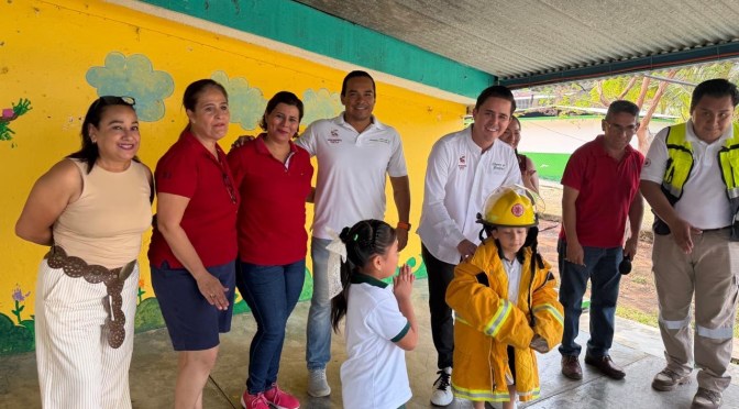 Ayuntamiento acerca pláticas preventivas a escuelas de San Andrés Tuxtla&nbsp;