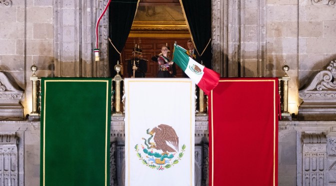 Sheinbaum encabeza Grito de Independencia y recuerda a Antonia Nava, pueblos originarios y migrantes
